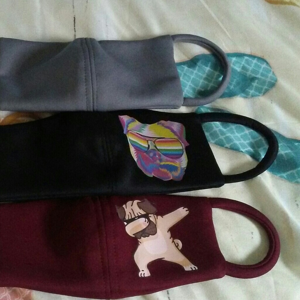 New Face Masks Dog Lovers! Nwot